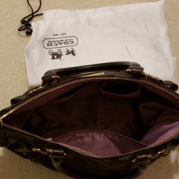 Coach purse - Picture 2 of 2
